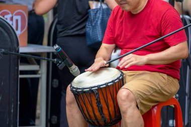 Toplum tarafından düzenlenen etkinlikler, birlikte yaşam festivali, müzik performansı