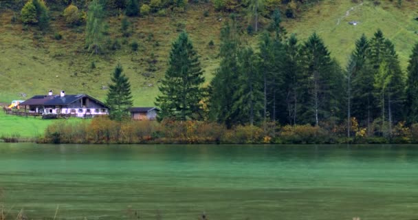 Beau Lac Knigssee Berchtesgaden Allemagne Maisons Bois Bord Lac — Video