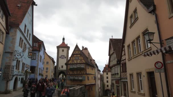 德国巴伐利亚罗森堡童话镇的老建筑 — 图库视频影像