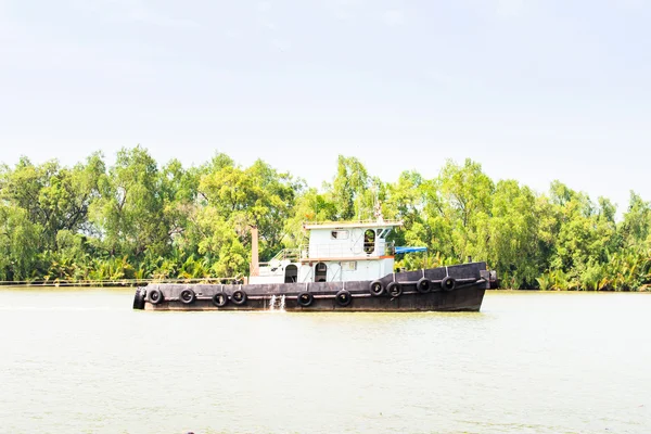 Boat transport on river, asia — Stock Photo, Image