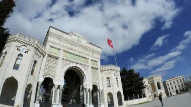 İstanbul Üniversitesi - Ultra geniş, Tilt, 4K