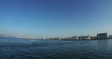 İstanbul 'un Kadıköy ilçesindeki Haydarpaşa tren istasyonunun görüntüsü - Ultrawide, DCI 4K