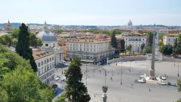 Widok z góry na Piazza del Popolo w Rzymie - 4K, Szeroki, Pan — Wideo stockowe