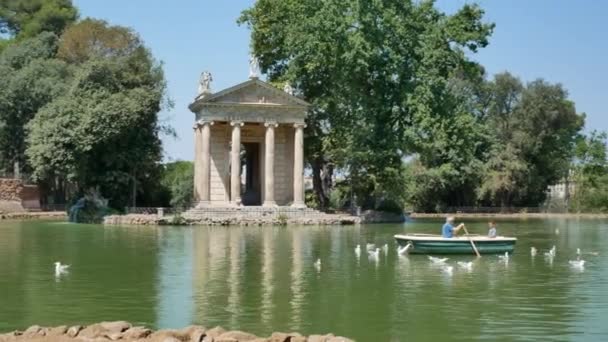 Lake in Villa Borghese park - 4K, Pan, Editorial — ストック動画