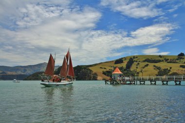 Akaroa sahnede yaz