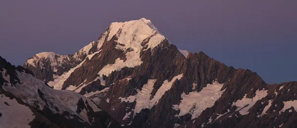 Mt Cook at sunset — Stock Photo, Image
