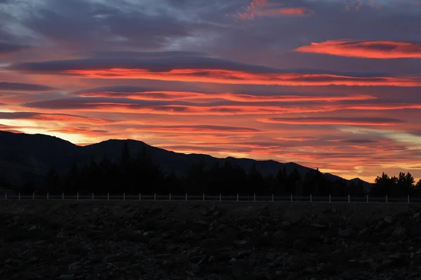 Colorful sunrise in Hawea — Stock Photo, Image