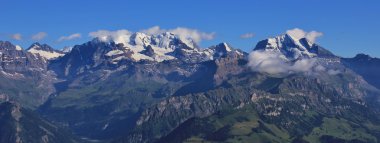 Bluemlisalp ve Wildstrubel yaz