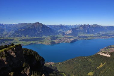 Mt Niederhorn Spiez doğru görünümünden