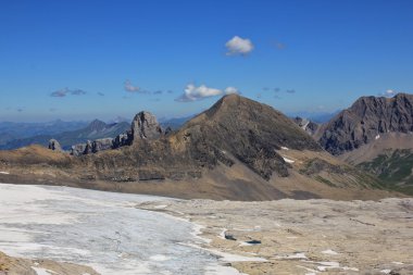 Mount Sanetschhorn ve buzul