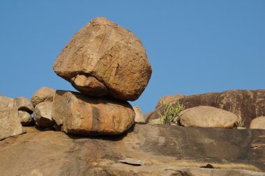 Benzersiz kaya oluşumu Hampi, Hindistan
