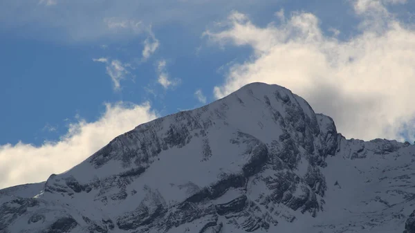 Jasně Osvětlené Mraky Nad Mount Sanetschhorn Švýcarsko — Stock fotografie
