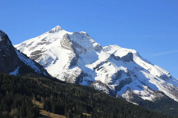 Popular Ski Area Gstaad Switzerland — Stock Photo, Image