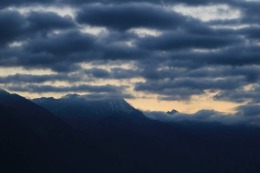 Moody morning sky over Mount Wilerhorn, Brienz.