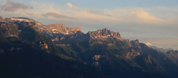 Sonnenuntergangsszene Berner Oberland Berge Bei Interlaken Bei Sonnenuntergang Roteflue Und — Stockfoto