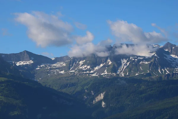 Долина Гиссбах Гассенегг Гора Гассенхорн — стоковое фото