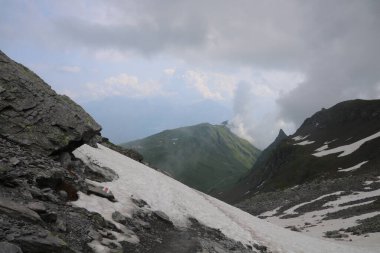 Wildseeluggen 'dan manzara, Pizol bölgesindeki dağ geçidi, St Gallen Canton.
