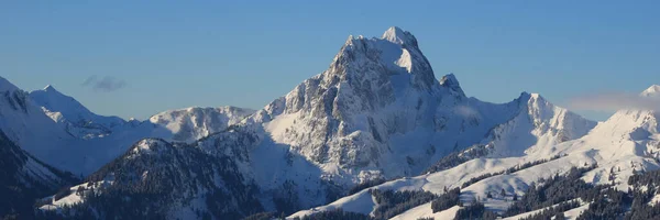 Gummfluh Winter Berg Bei Gstaad Schweiz — Stockfoto