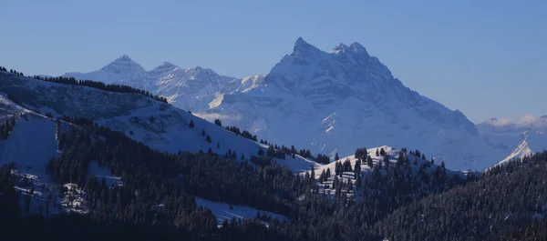 Dents Midi Winter View Isenau Швейцария — стоковое фото