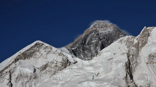 Pico del Monte Everest y glaciar —  Fotos de Stock