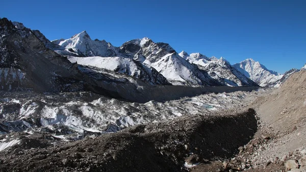 Ledovce Khumbu, pohled od gorak shep — Stock fotografie