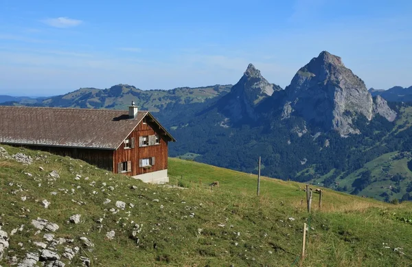 Vista do Monte Mythen — Fotografia de Stock