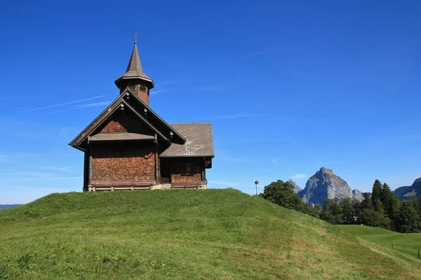 Vecchia cappella in legno a Stoos — Foto Stock