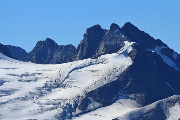 Glacier büyük crevasses ile — Stok fotoğraf