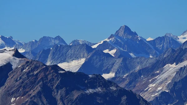 Rugged mountains in the Swiss Alps — Stock Photo, Image