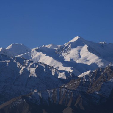 Stok Kangri, Zanskar Dağları. Leh, Hindistan 'dan görüldü..