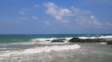 Hint Okyanusunda Dalgalar, Bara Sahili, Sri Lanka.