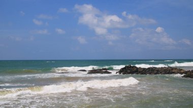 Hint Okyanusunda Dalgalar, Bara Sahili, Sri Lanka.