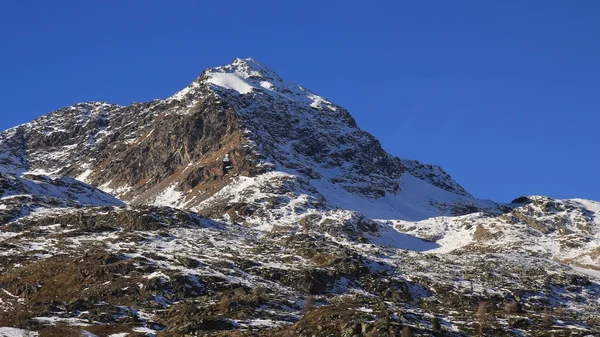 Mt Piz Cambrena, high mountain near the Bernina pass — 图库照片