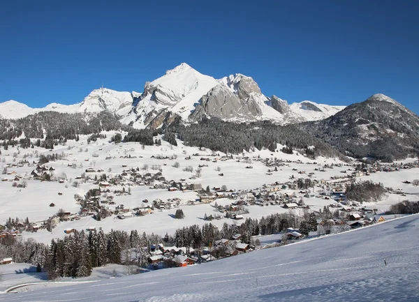 Início do inverno em Toggenburg, vista do Monte Saentis — Fotografia de Stock