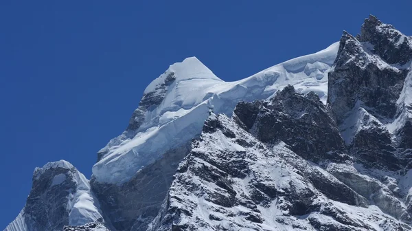 Glacier Phungi au sommet du mont Kangtega — Photo