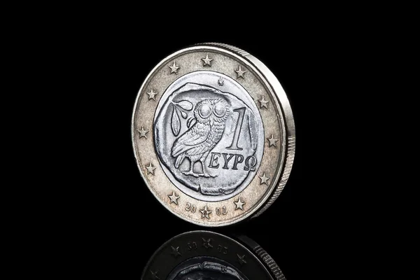 Coin. Euro coin isolated on black background — Stock Photo, Image