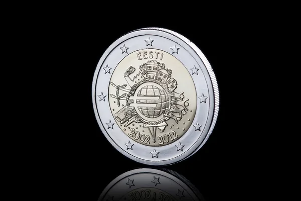 Coin. Euro coin isolated on black background — Stock Photo, Image