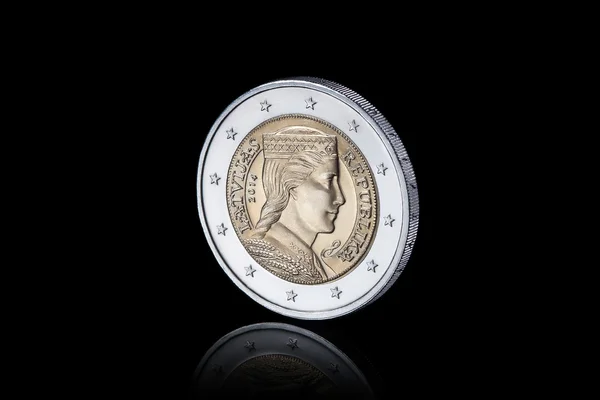 Coin. Euro coin isolated on black background — Stock Photo, Image