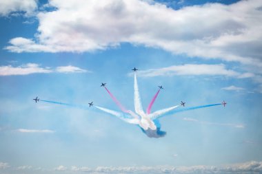 Kraliyet Hava Kuvvetleri Red arrows - hava / Estonya Tallinn 2014 göster