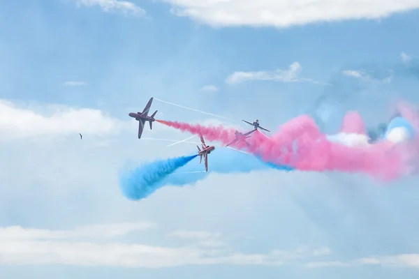 Royal Air Force Red arrows - air show In Estonia Tallinn 2014 ye — Stock Photo, Image