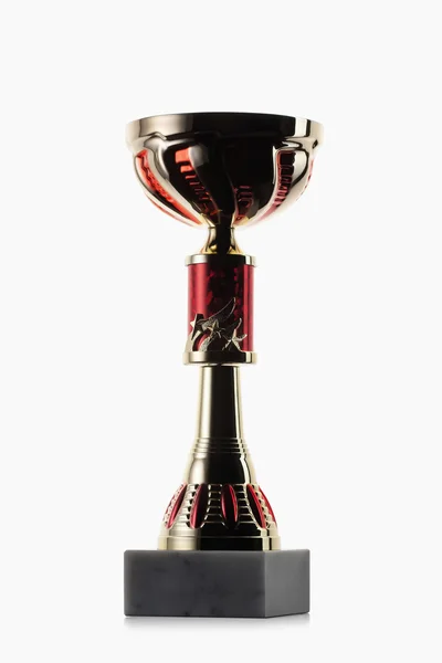 Kubek. Złoty Puchar zwycięzcy na białym tle — Zdjęcie stockowe