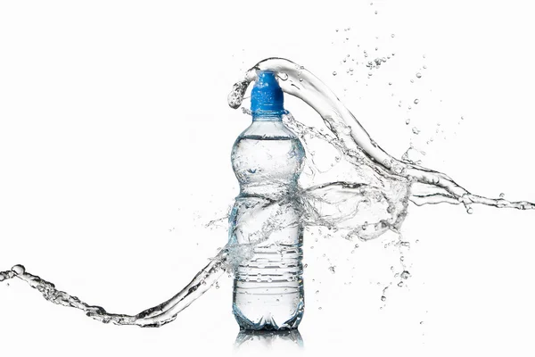 Piccola bottiglia d'acqua di plastica — Foto Stock