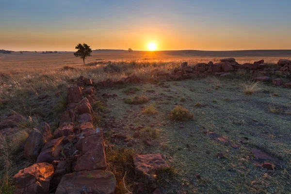 Sonnenuntergang an einem Klipkraal — Stockfoto