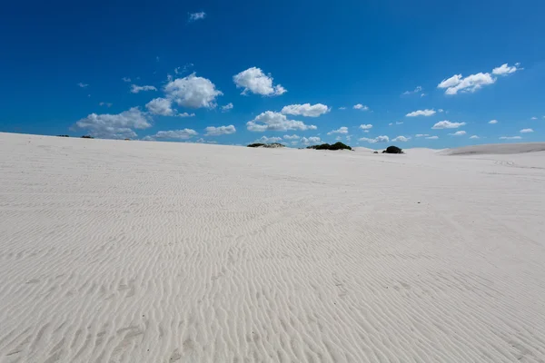 Patronen in het witte zand van Atlantis — Stockfoto