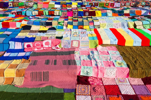 Цветные шерстяные одеяла — стоковое фото
