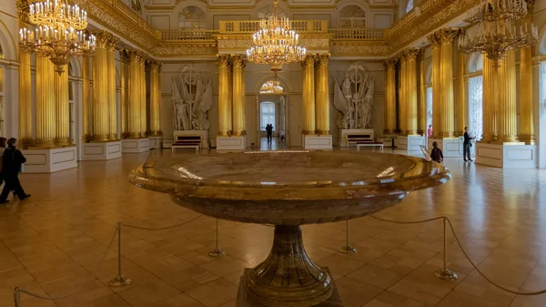 Russia Petersburg Hermitage Winter Palace December 2019 Hall Golden Columns — Stock Photo, Image