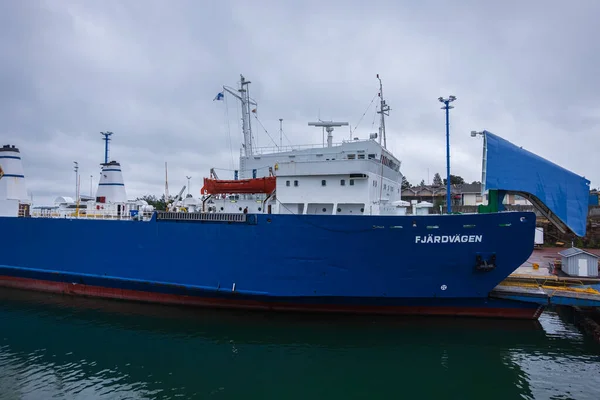 フィンランド アランド諸島 マリエンハンマン 2019年8月 マリエンハンム港からチョカル島に向かう中海フェリー — ストック写真