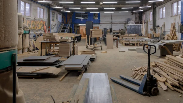 Fabryka Produkcji Renowacji Mebli Drewnianych — Zdjęcie stockowe