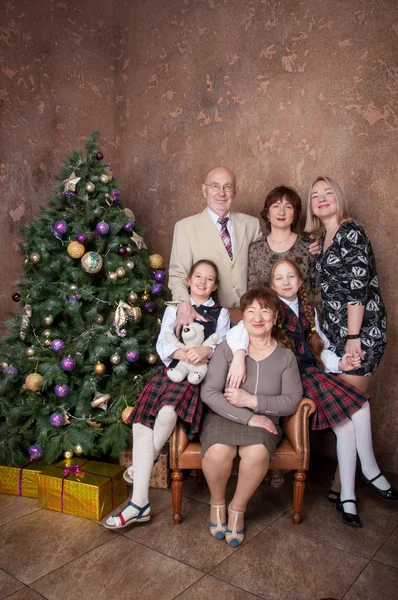 The whole family together smiling — Stock Photo, Image