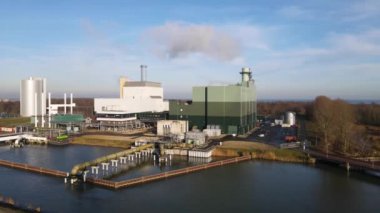 Diemen, 16 Aralık 2020, Hollanda, Amsterdam yakınlarındaki Vattenfall Nuon Centrale Diemen elektrik santrali.